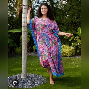 NWT Printfresh Big Cat Family Caftan, OS+